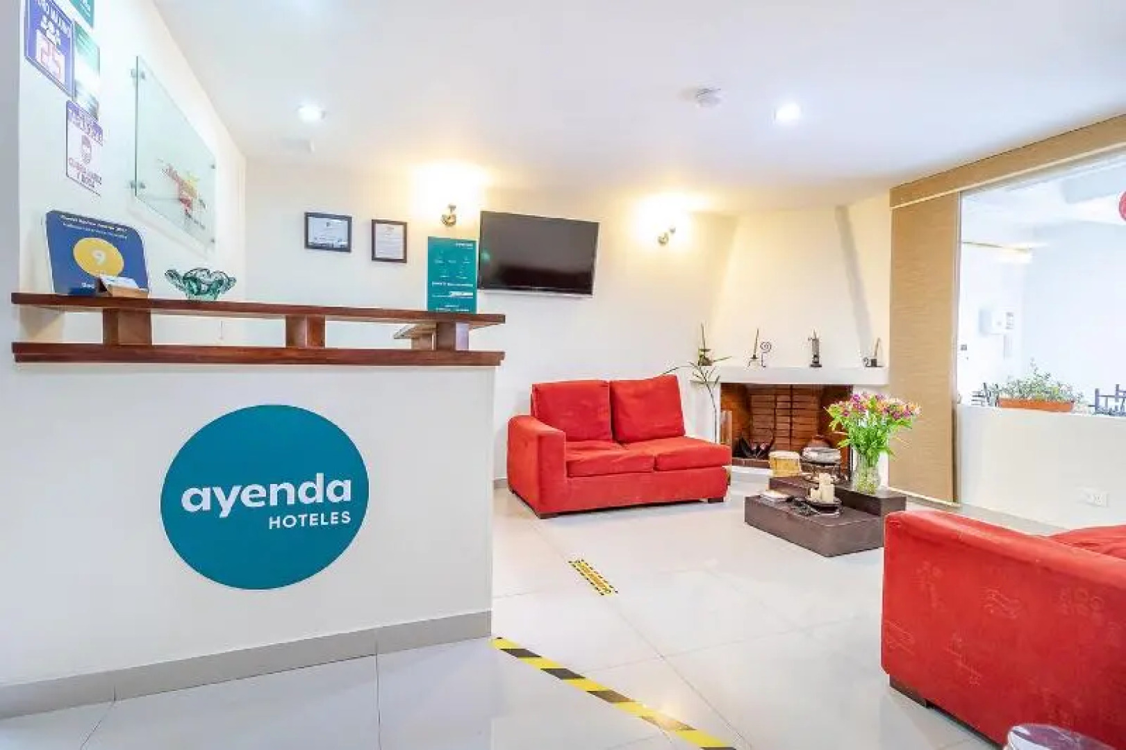 Ayenda 1025 Nabusimake