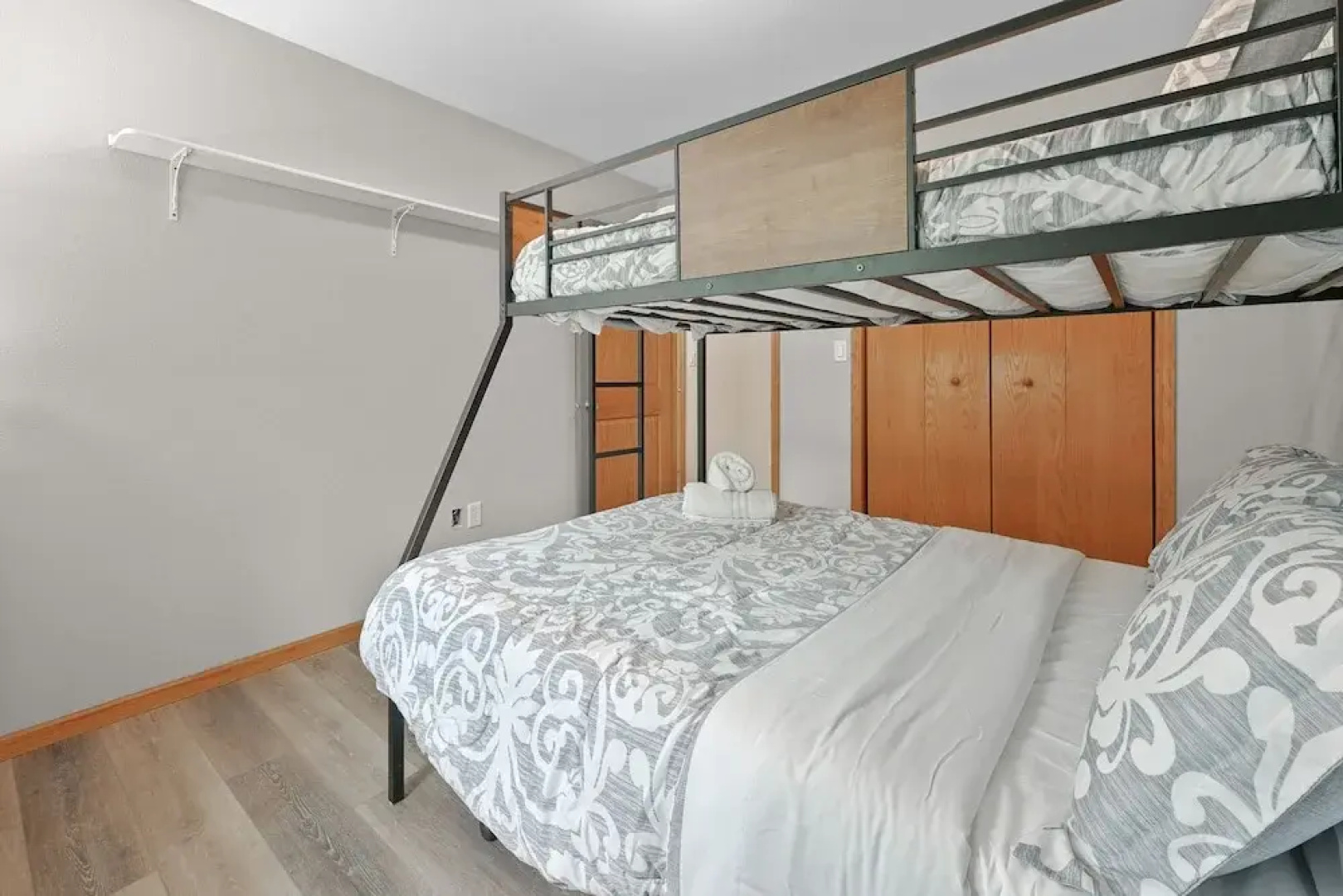 Woodland Escape - Upper Suite
