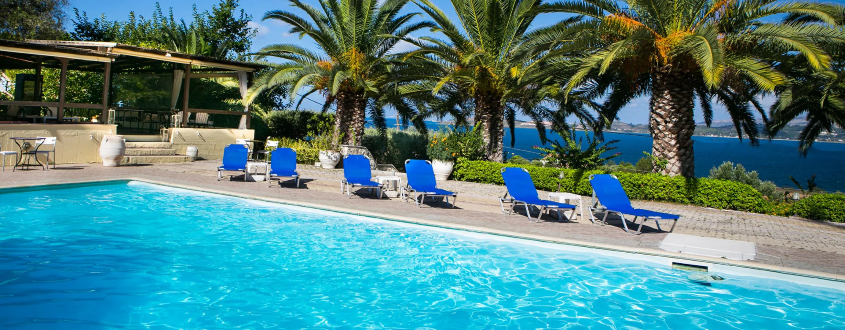 Metaxatos Apartments