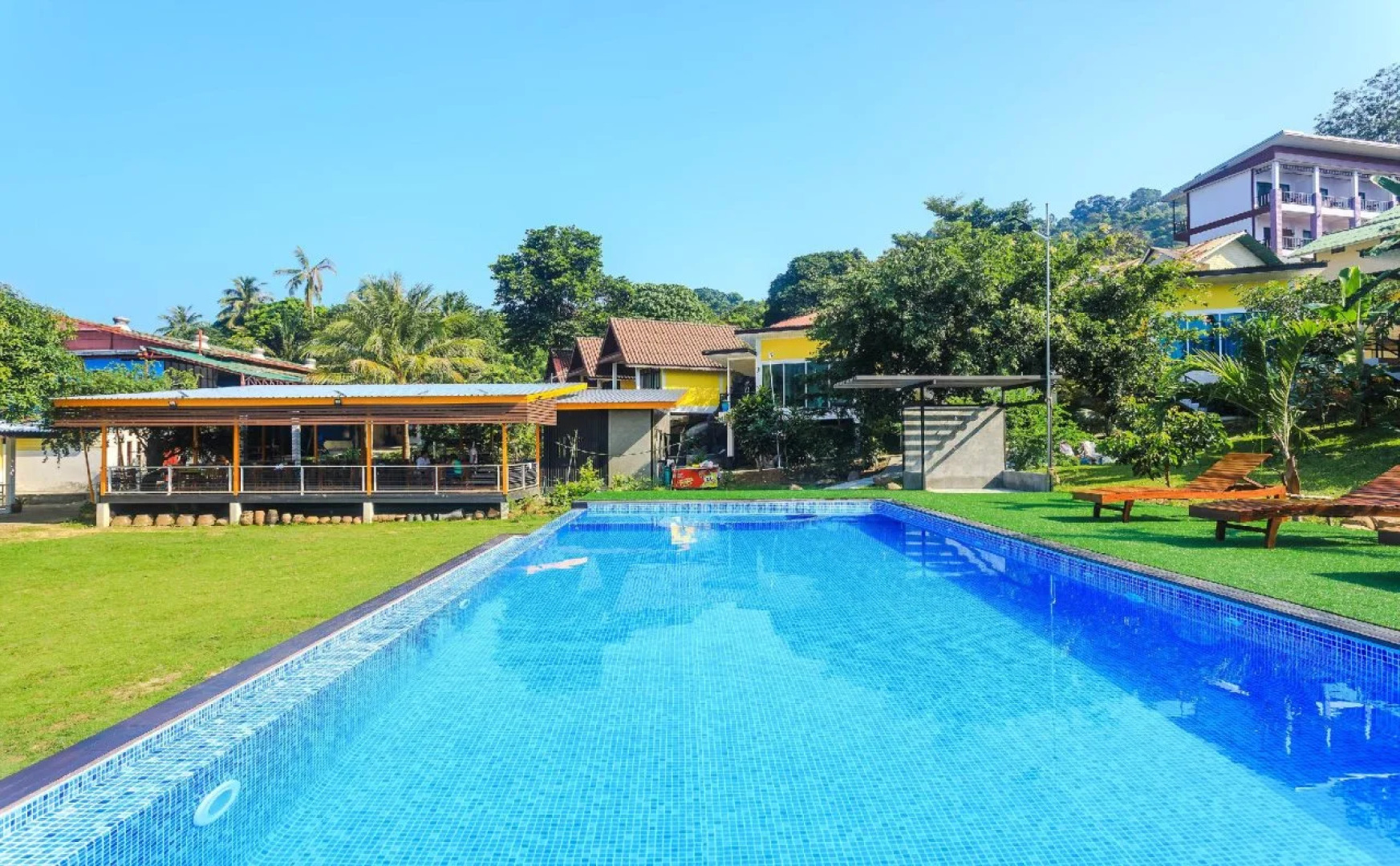 Phi Phi Chang Grand Resort & Spa