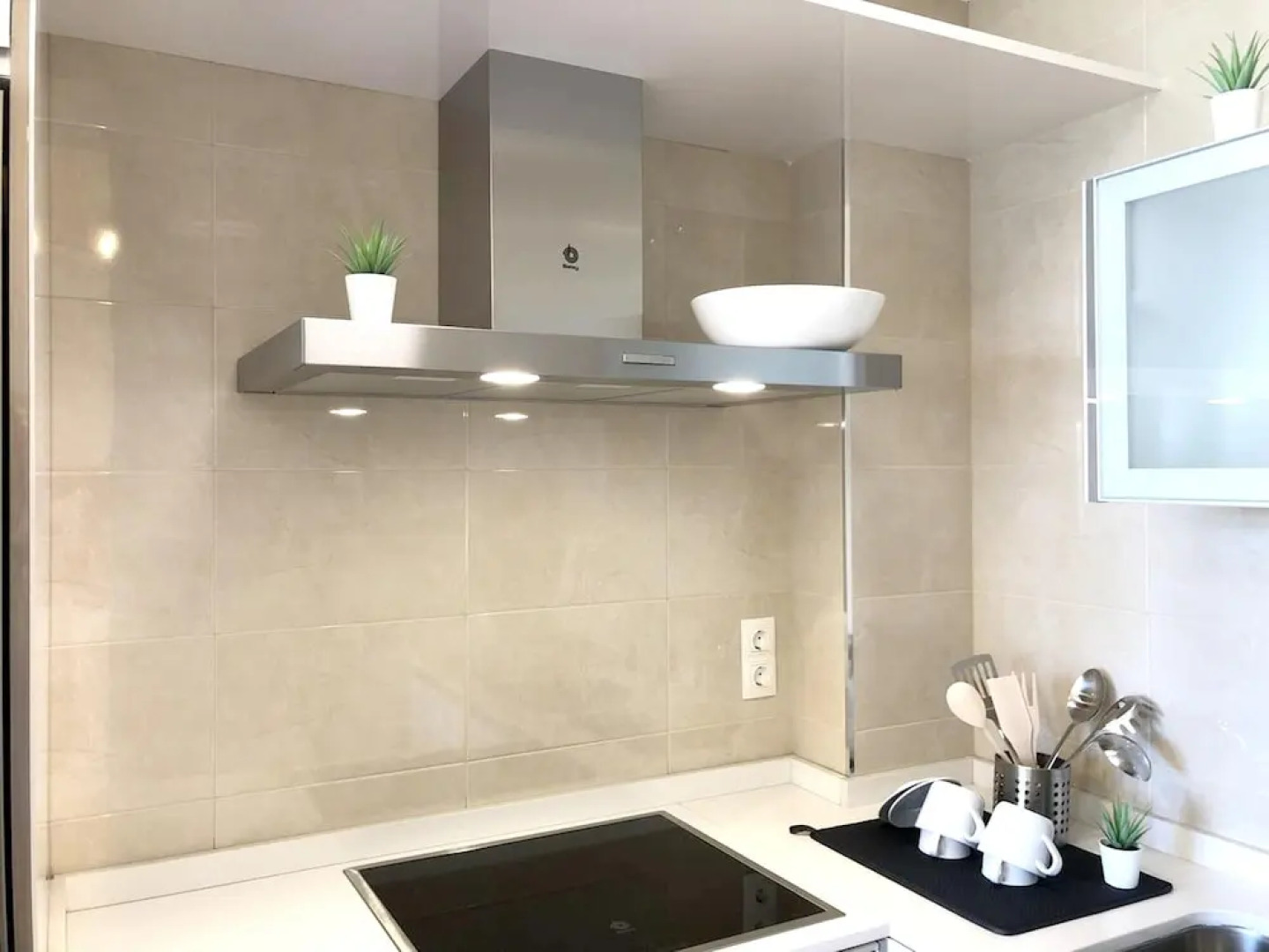 Apartment With 2 Bedrooms in Illa de Arousa, With Wonderful sea View, Furnished Garden and Wifi - 600 m From the Beach