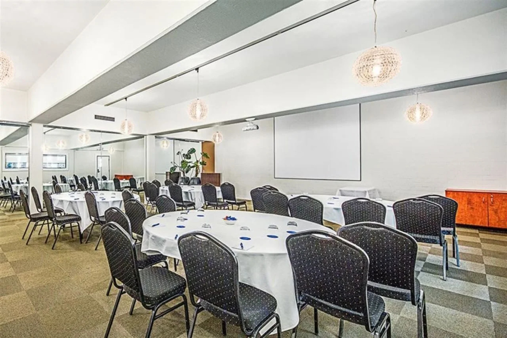 Pavilion Hotel Wagga Wagga