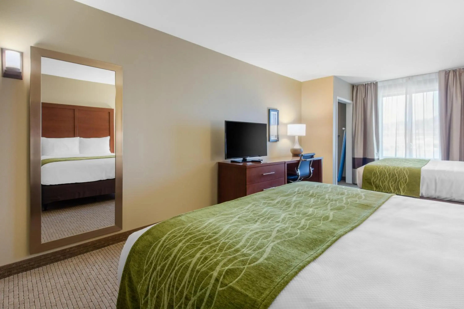 Comfort Inn & Suites at CrossPlex Village