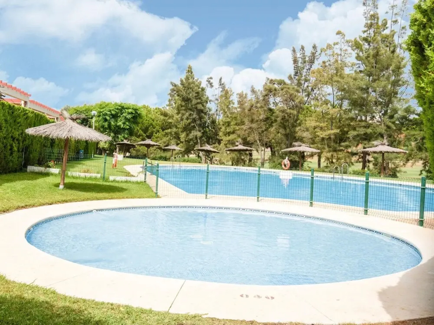 Classy Holiday Home in Isla Cristina With Swimming Pool