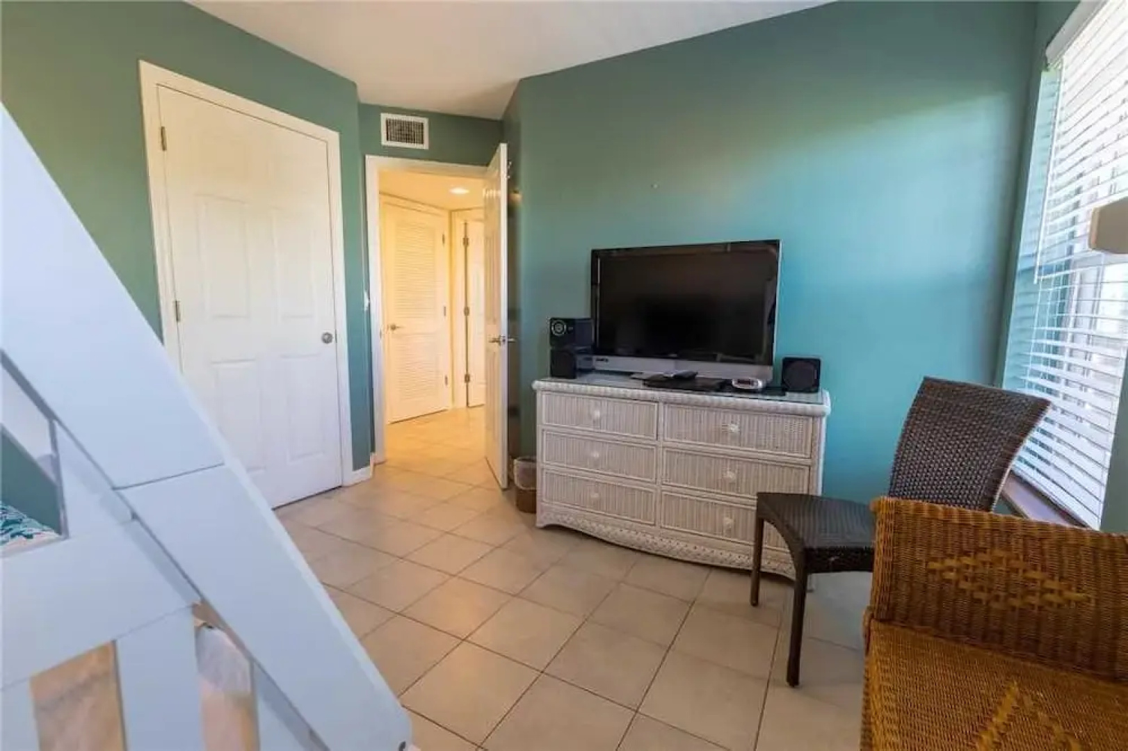 208a - Recovery Room