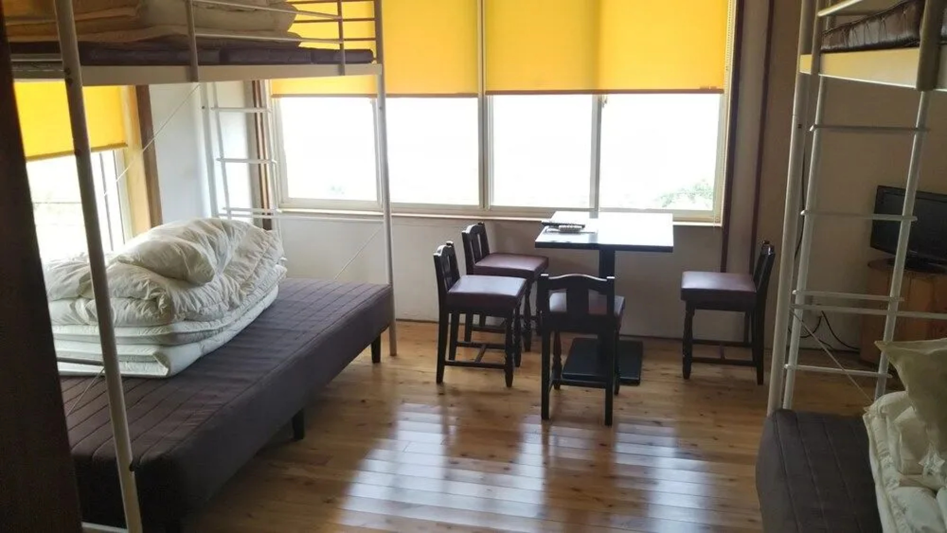 Guesthouse & Beach Cafe Fuego Hostel