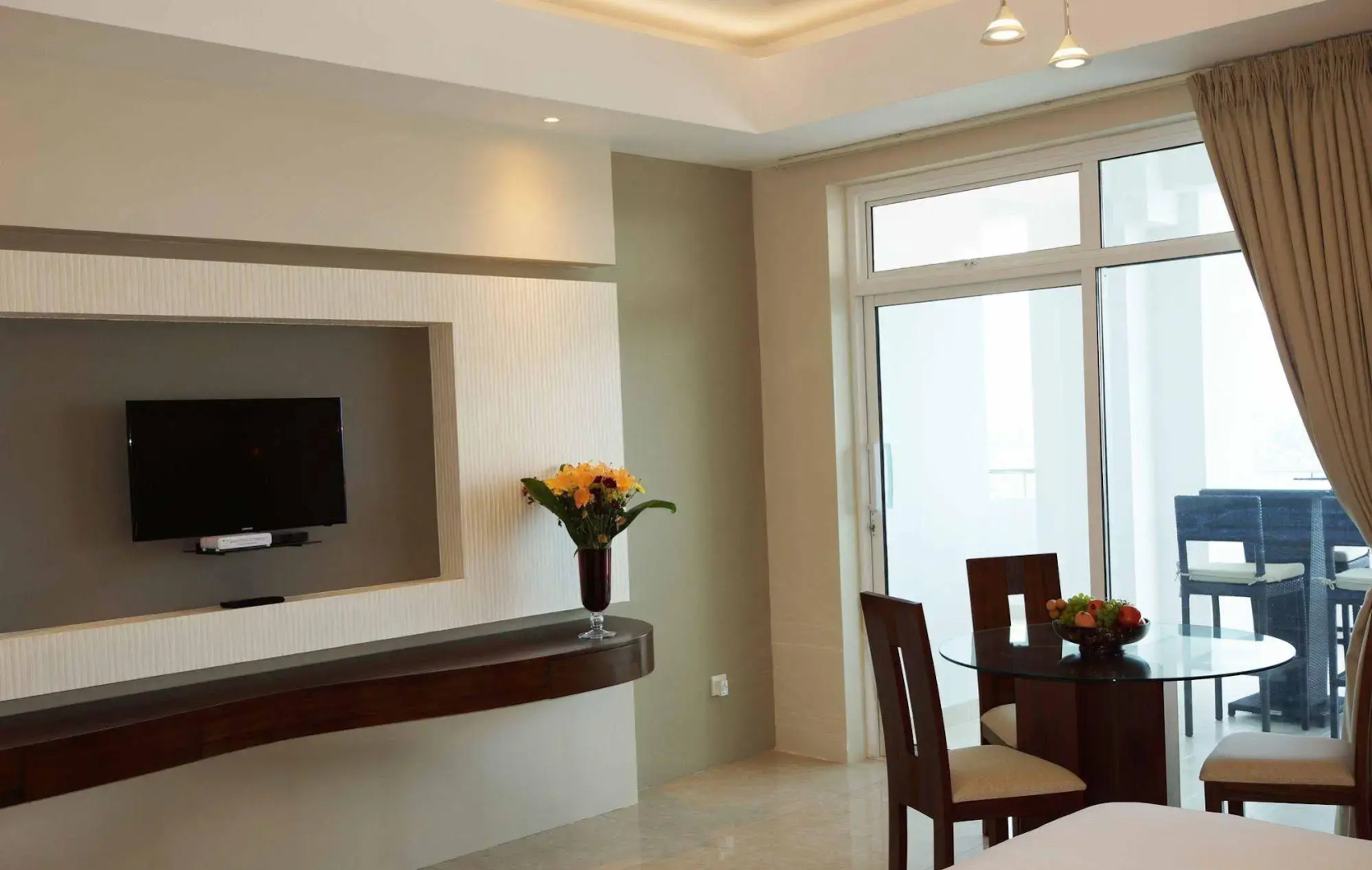 The Penthouse Above Sea