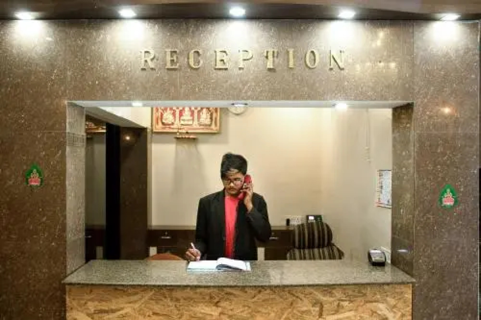 OYO 29062 Hotel Alankar Greens