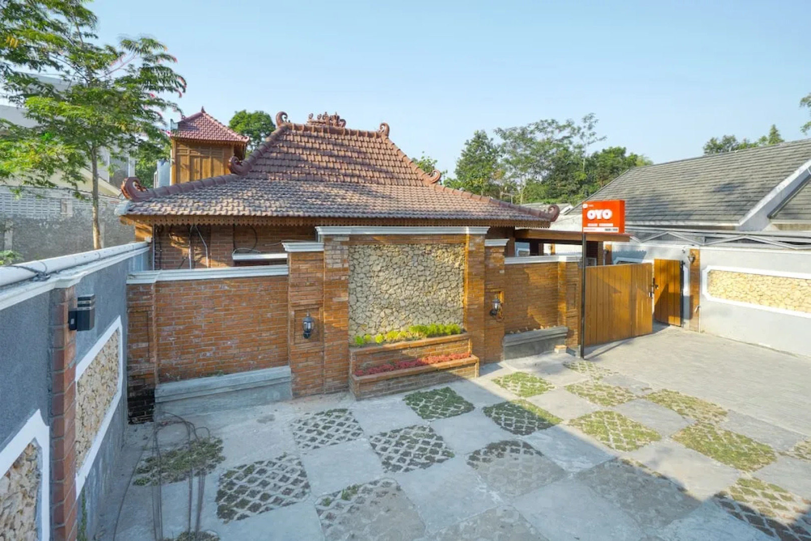 Oyo 1591 Ndalem Sidoarum Syariah