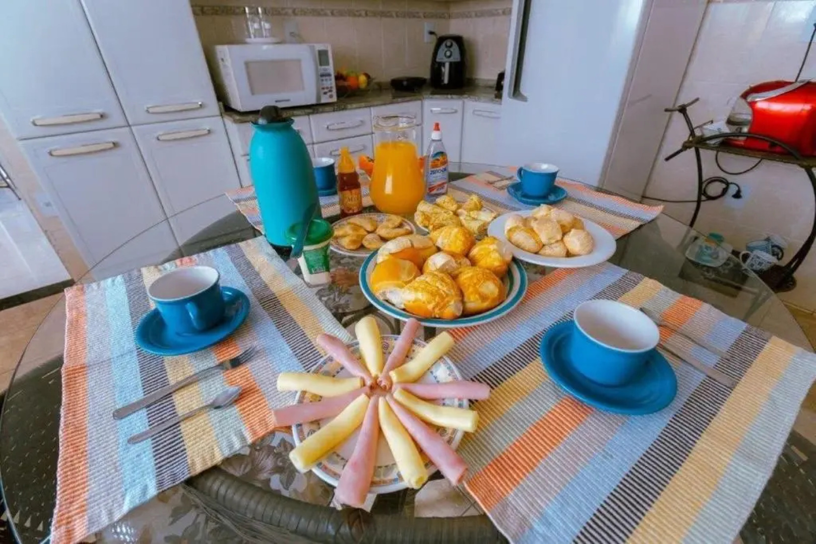 Sobrado relaxante com 4 quartos, enxoval completo , perfeito para famílias grandes