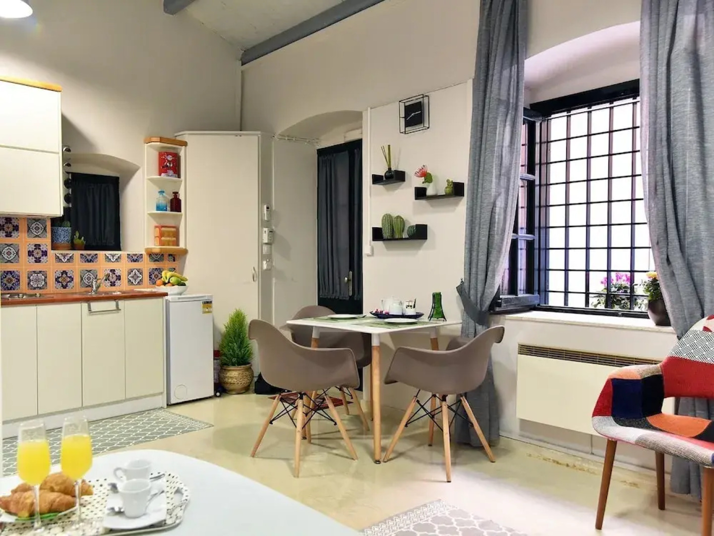 Charming Venetian Town House in the Old Town of Corfu
