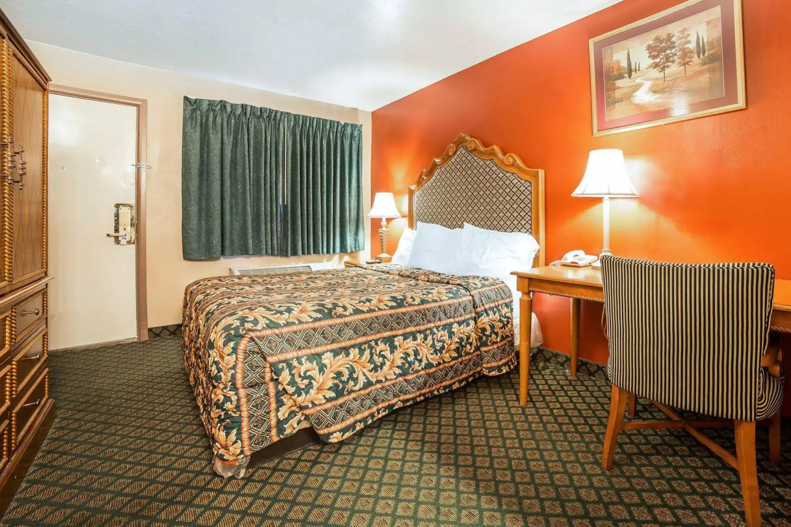 Riverton Inn & Suites