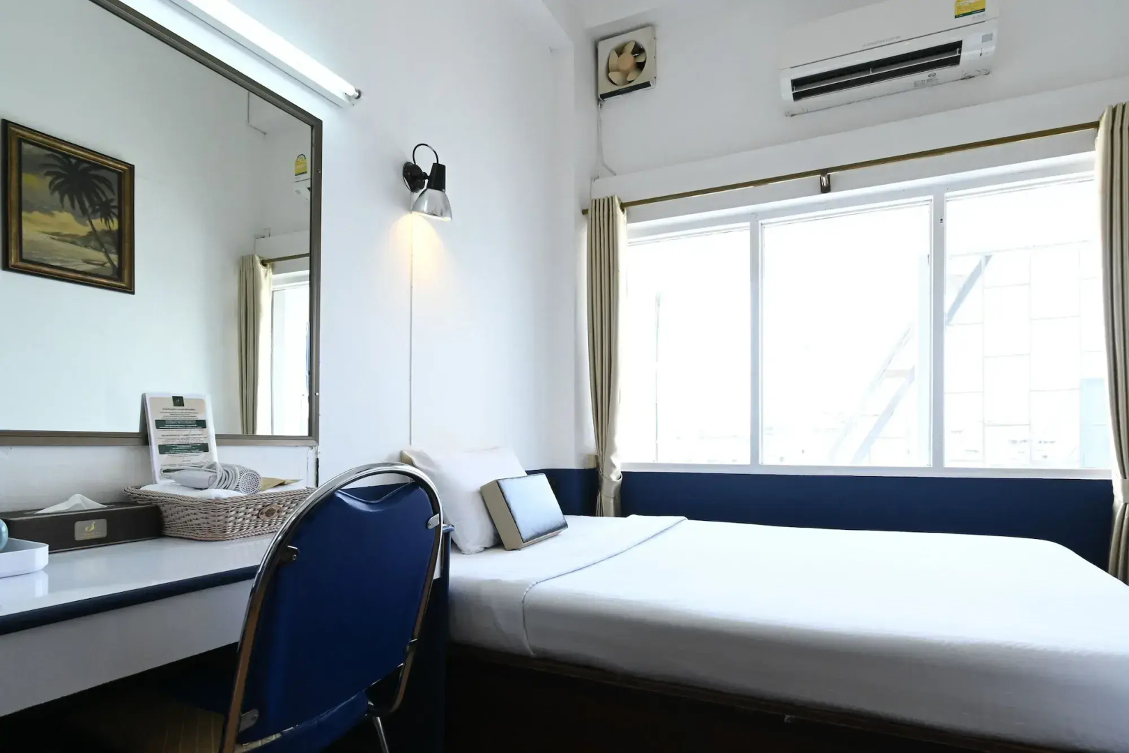 The Krungkasem Srikrung Hotel