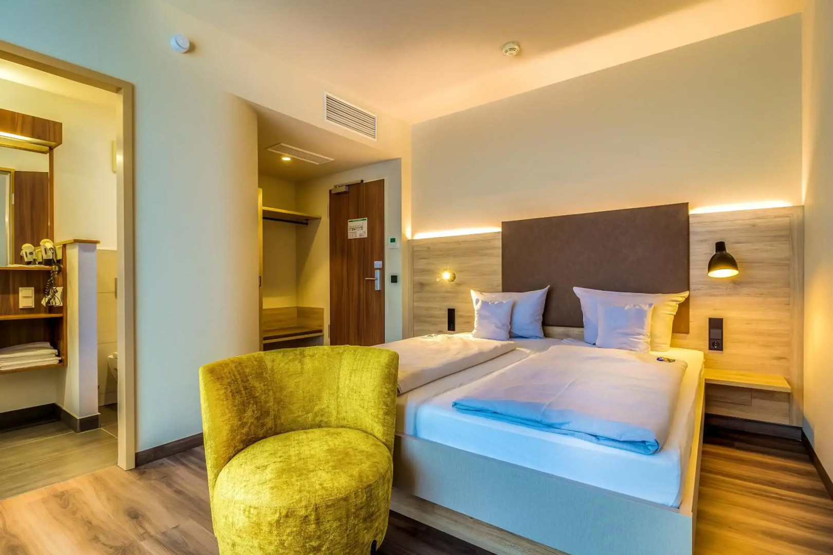 Lagovida Das Ferienresort Am Störmthaler See