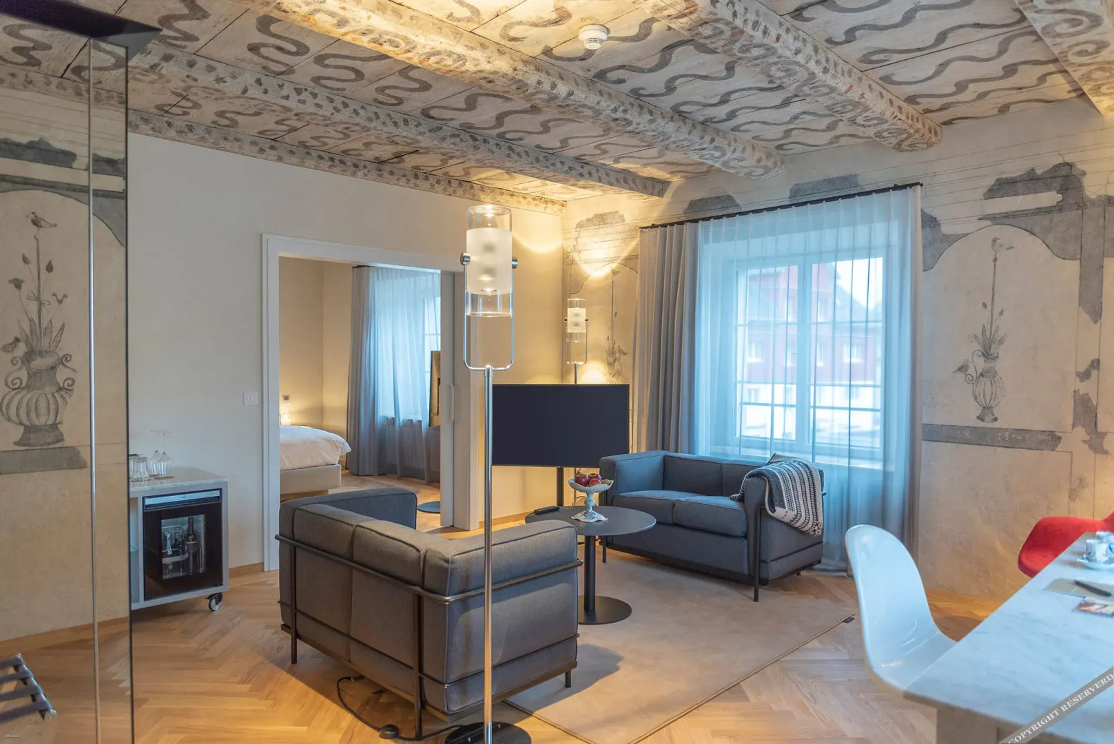 Отель Caspar Swiss Quality