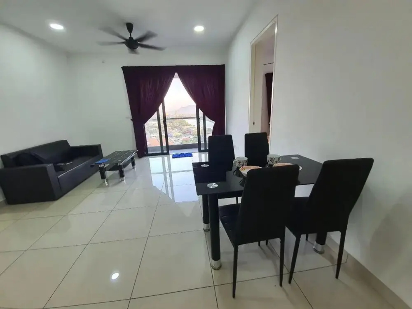 Miracle Homestay Woodsbury Suites