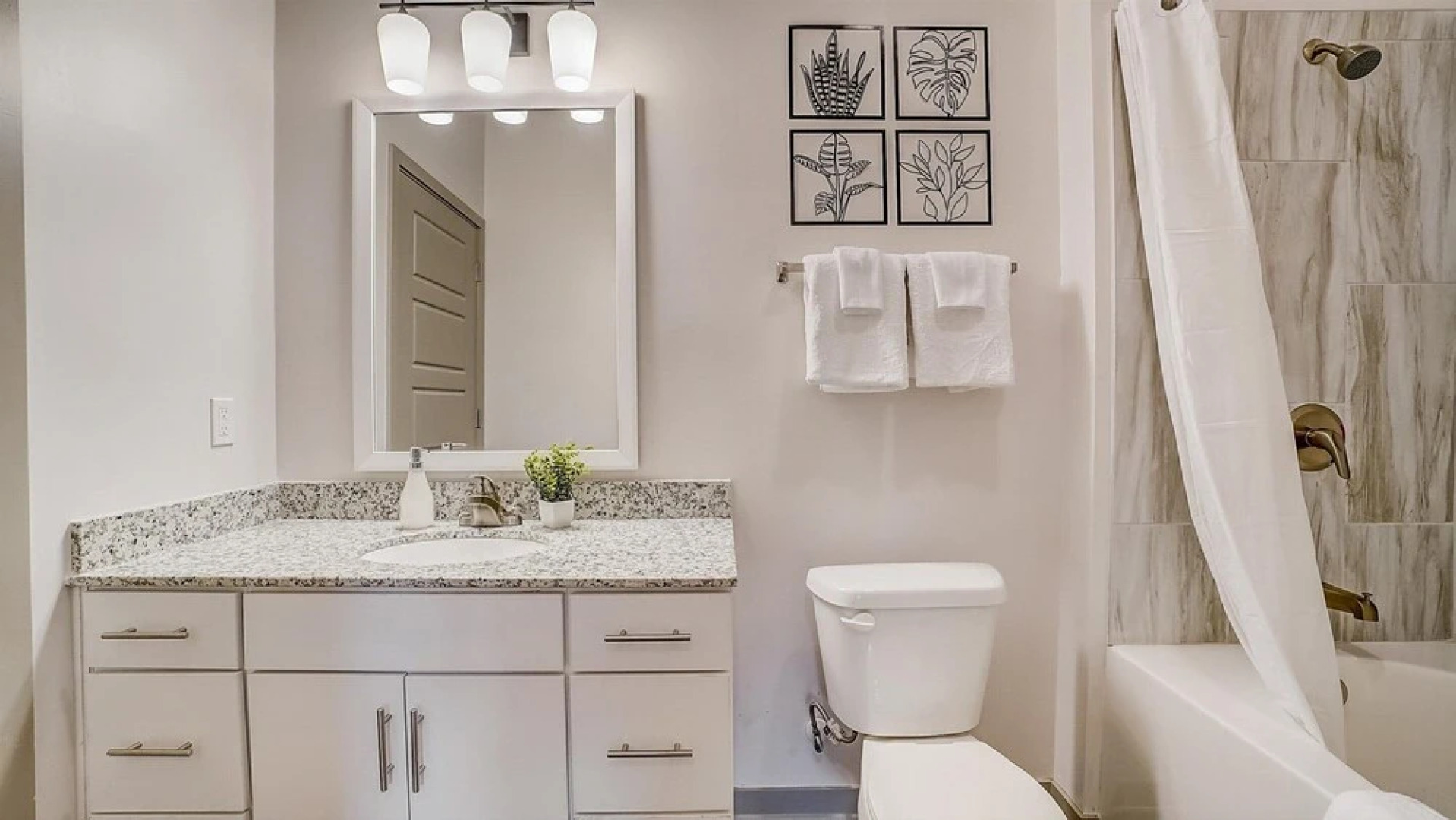 FRONTDESK Axel Row Apts Avondale Birmingham