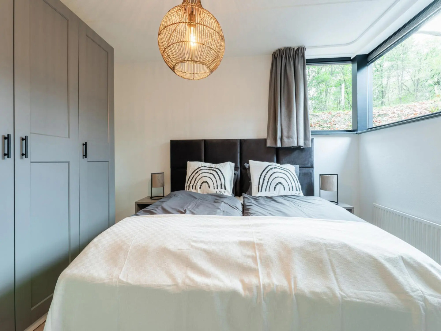 Cosy Holiday Home in Soesterberg With hot tub