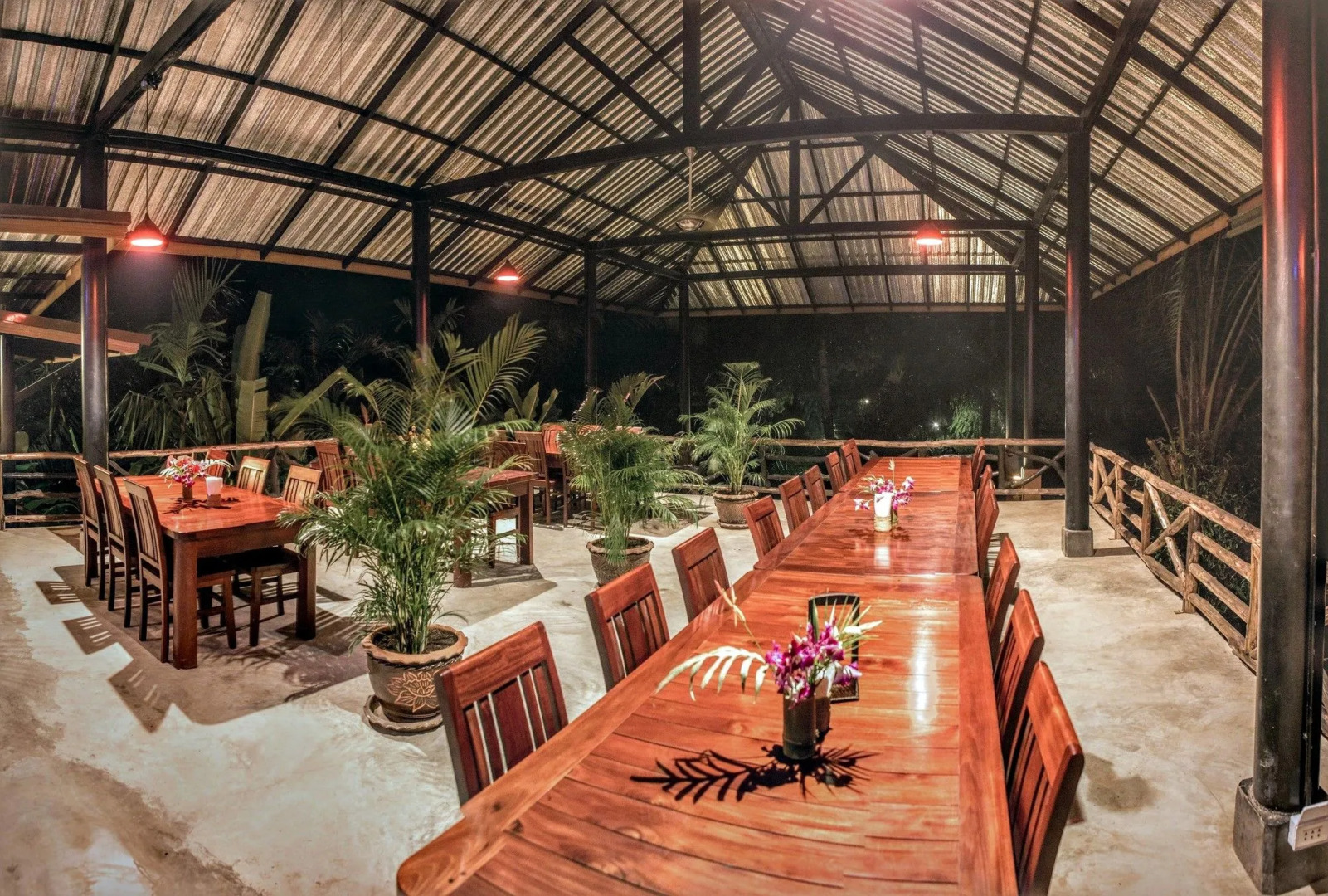 Anurak Community Lodge