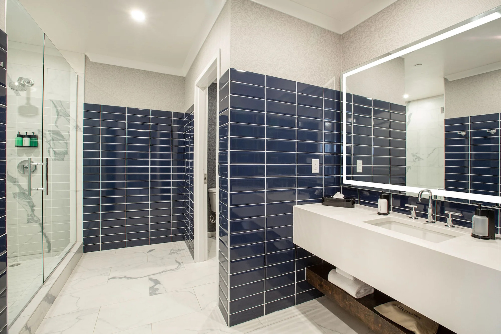 Sands Regency Casino Hotel — только для взрослых