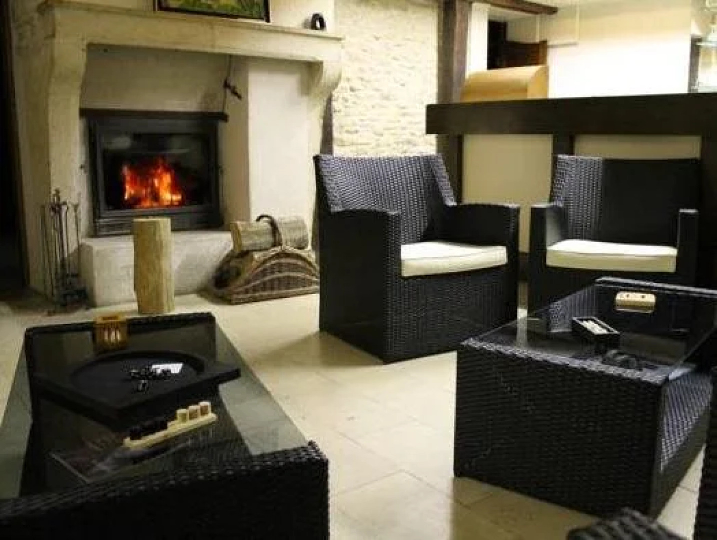 Hôtel-restaurant de lEcluse 79