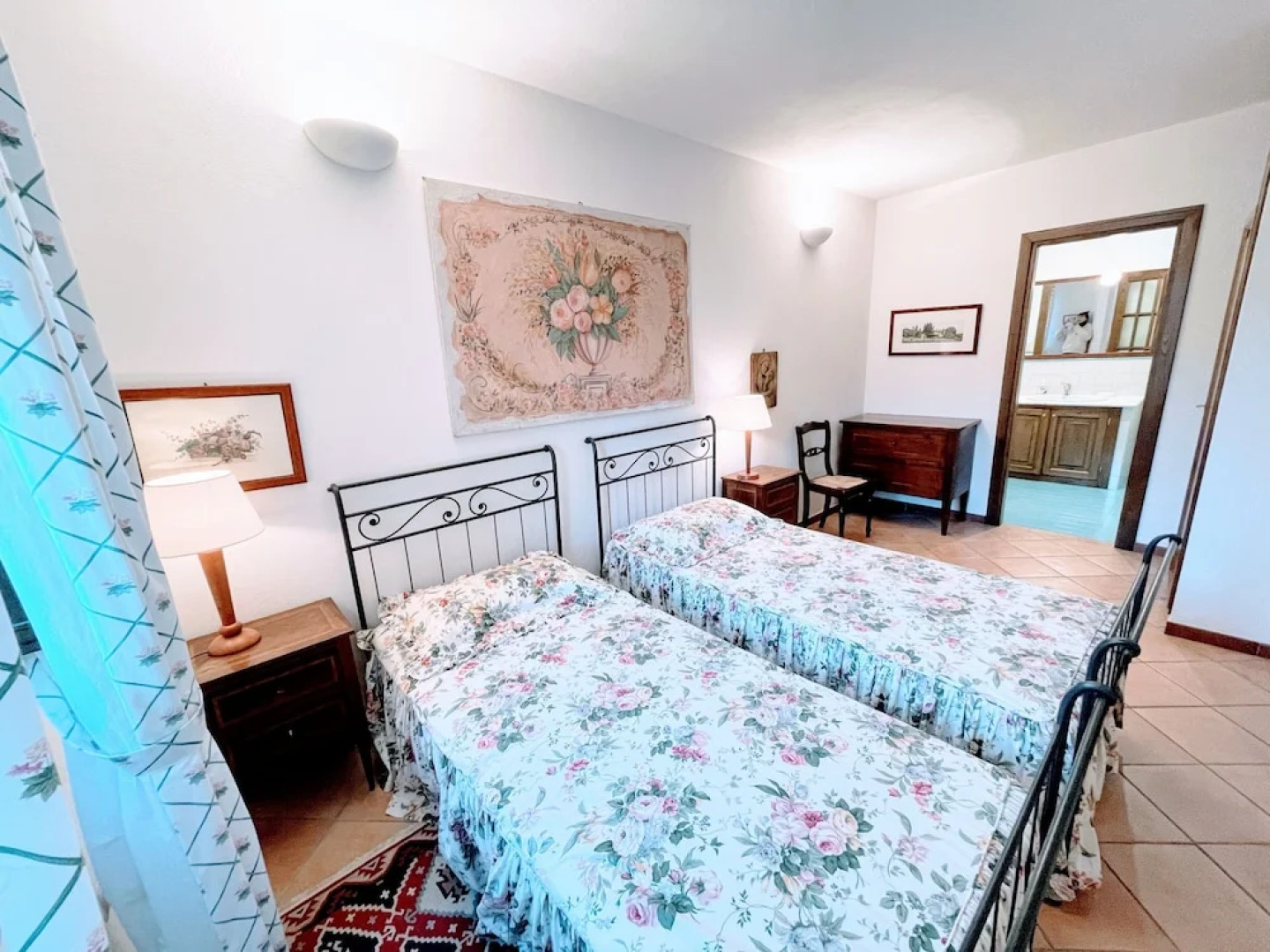 Serene Tuscan Retreat With Breathtaking Views