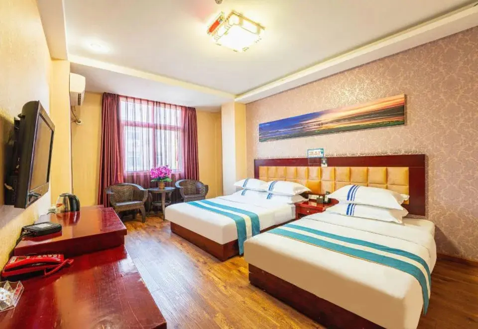 Donghao Hotel (Xichang tourism distribution center store)