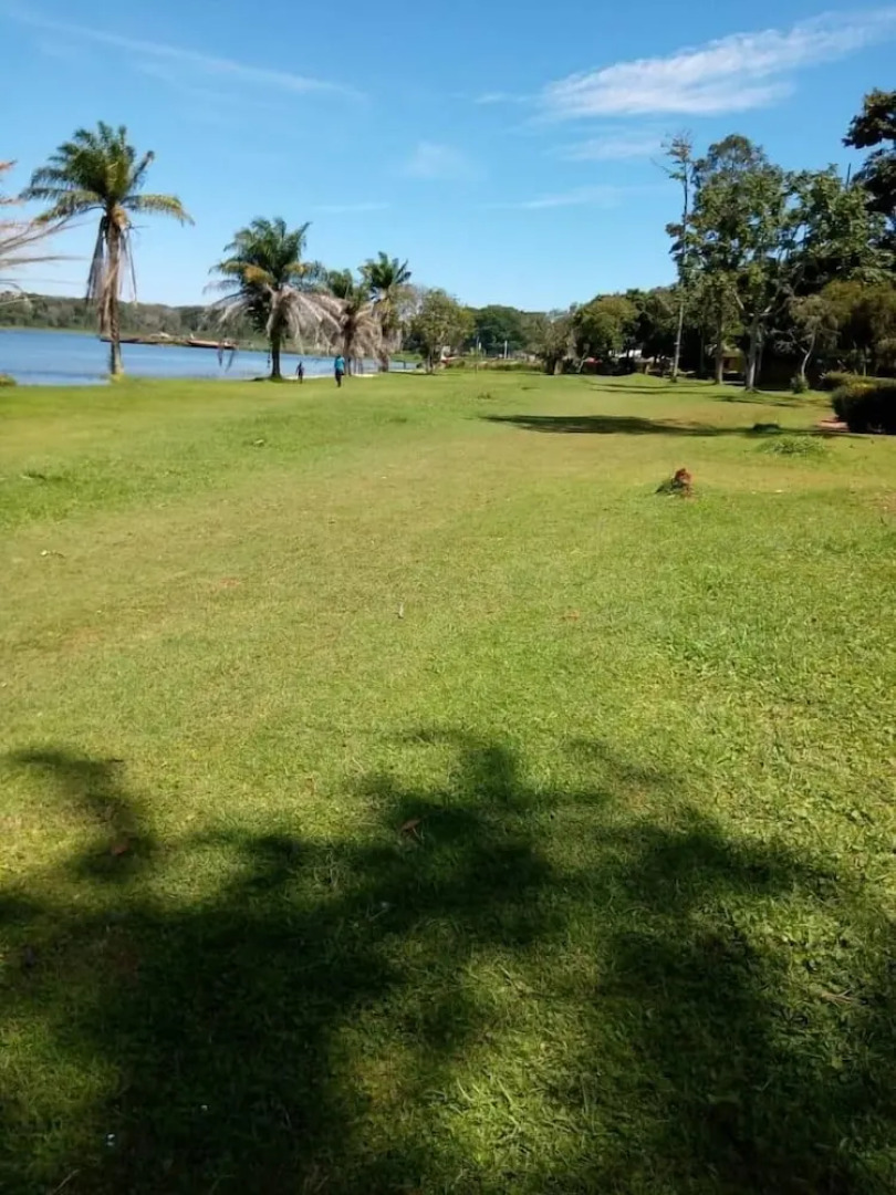 Pearl Gardens Beach Resort Kalangala