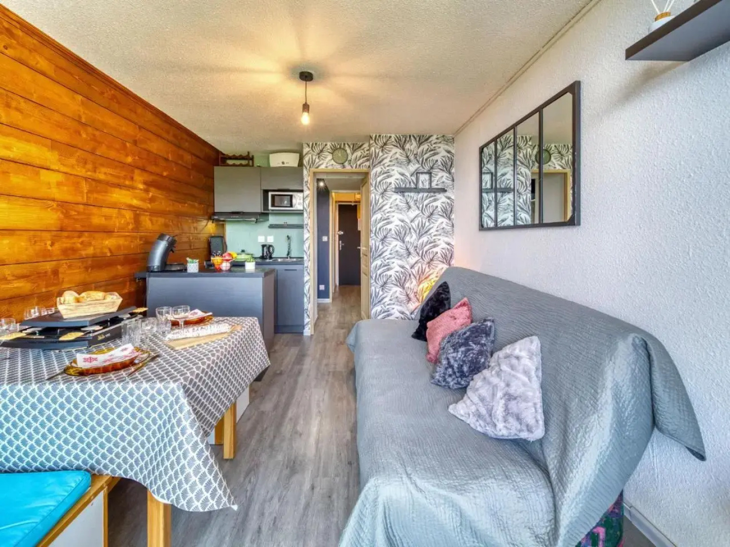 Studio Pegase Phenix-66