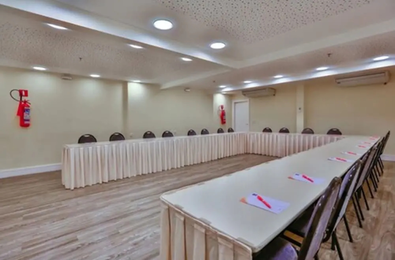 Best Western Dubai Macae