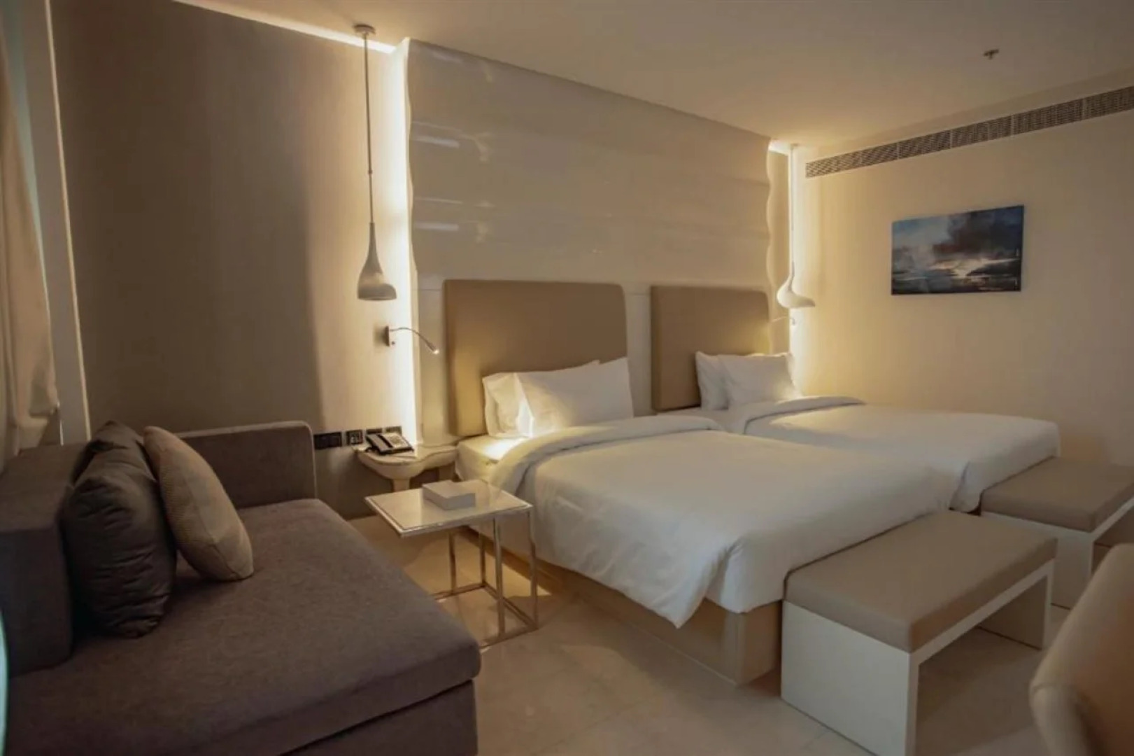 Alberni Jabal Hafeet Hotel