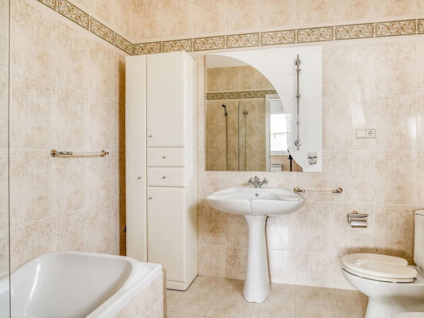 Exotic Villa in Roda de Barà with Private Pool