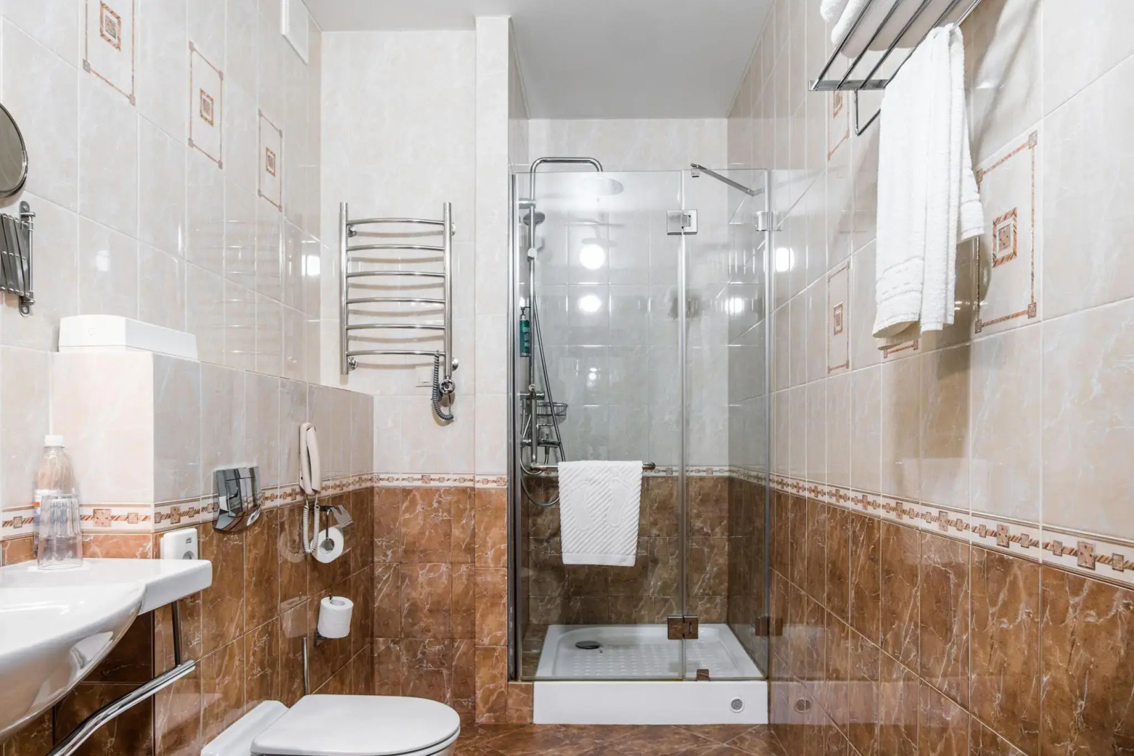 Отель Green Hall