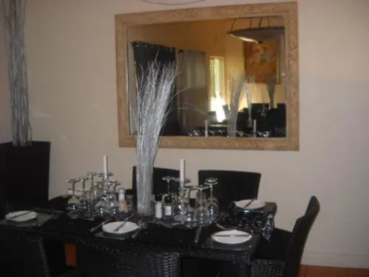 The Beverly Hills Guest Lodge