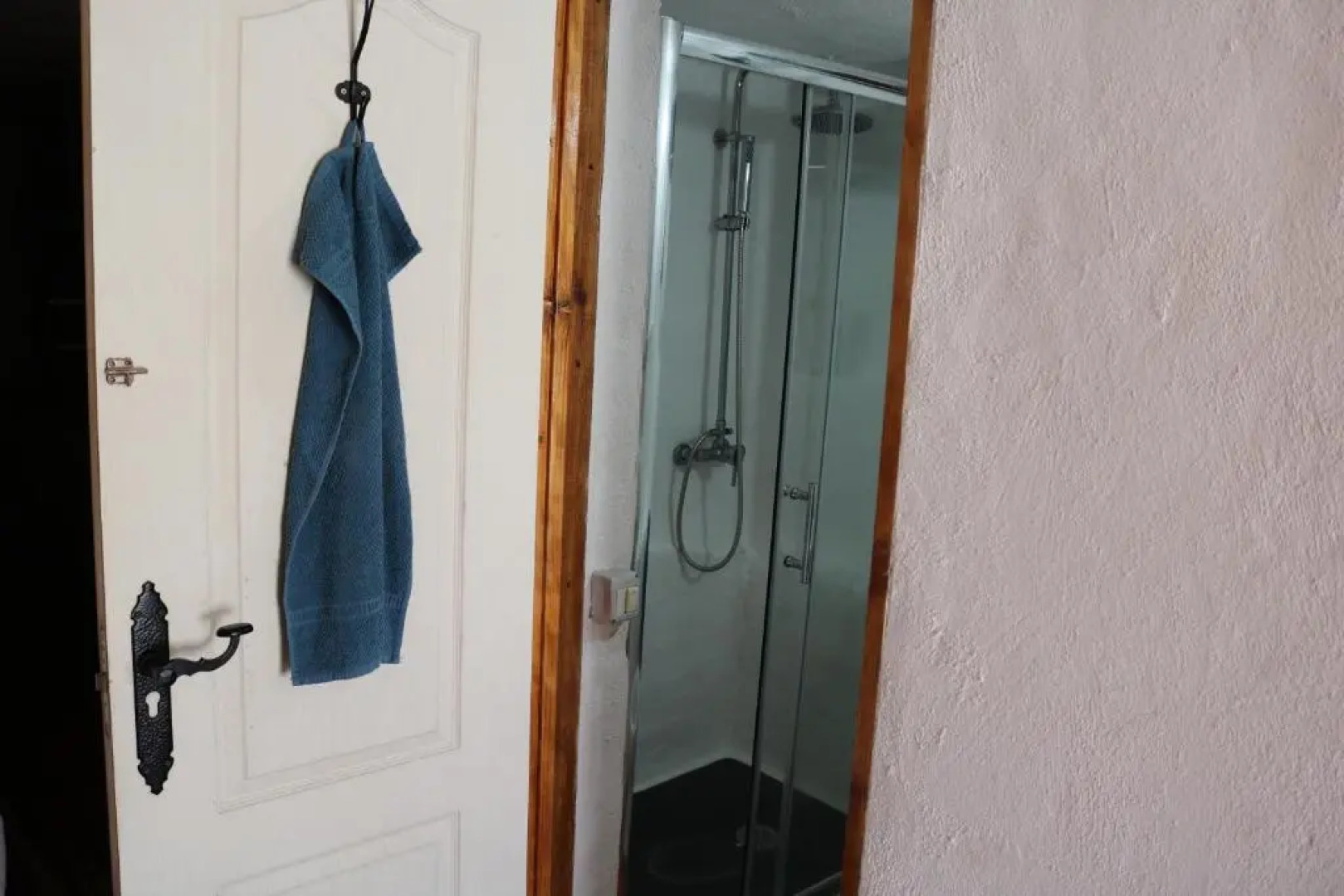 Half wooden rural apartment