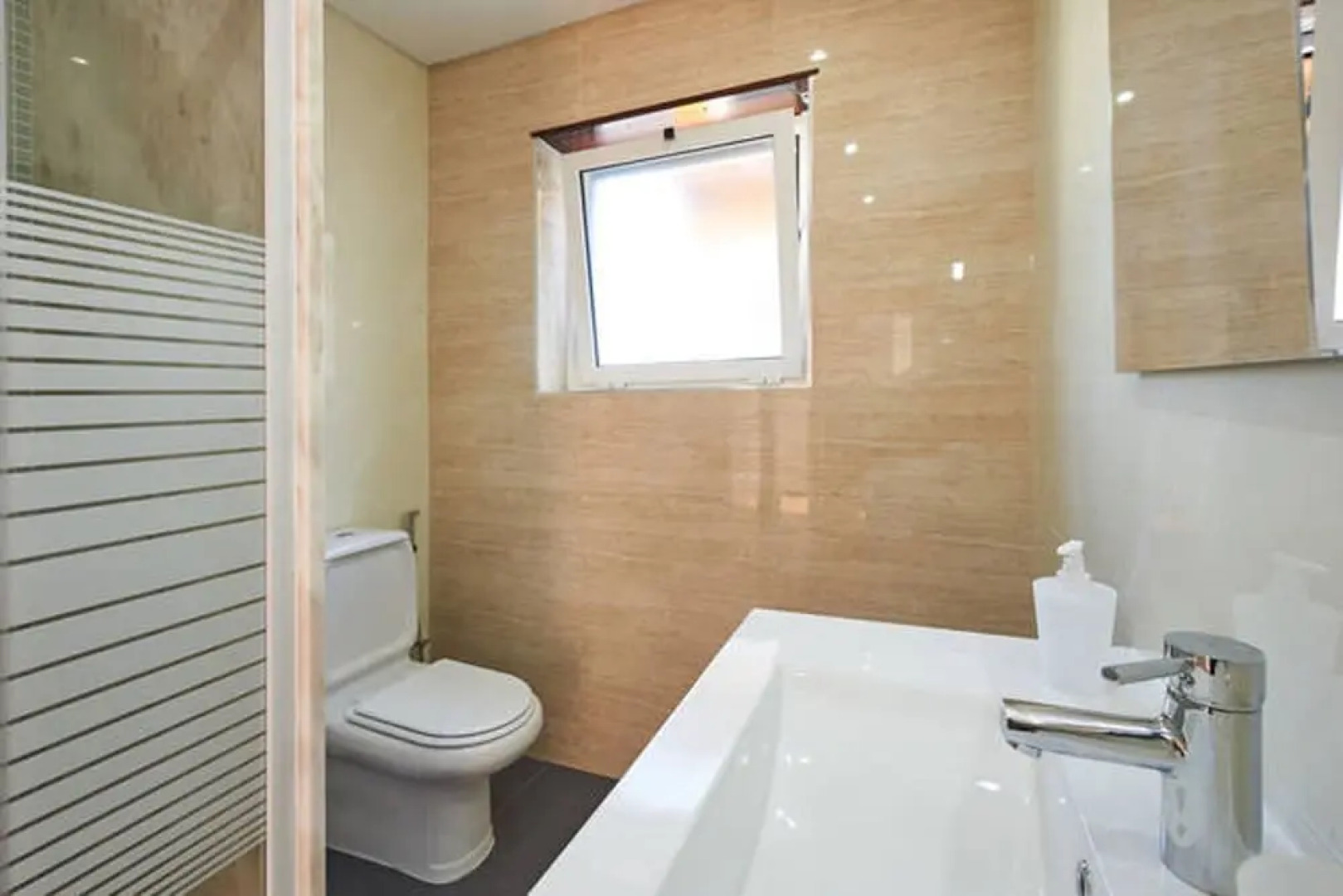 House With 2 Bedrooms in Carvoeira, With Furnished Terrace and Wifi