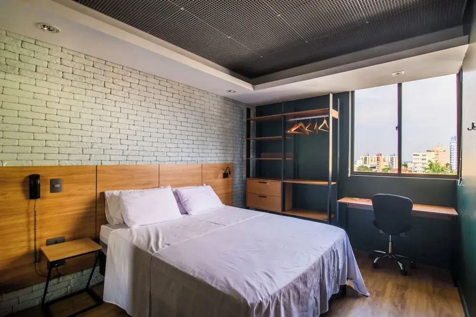 Apto Londrina Flat Hotel 704, 43 m2 , luxe, c jacuzzi