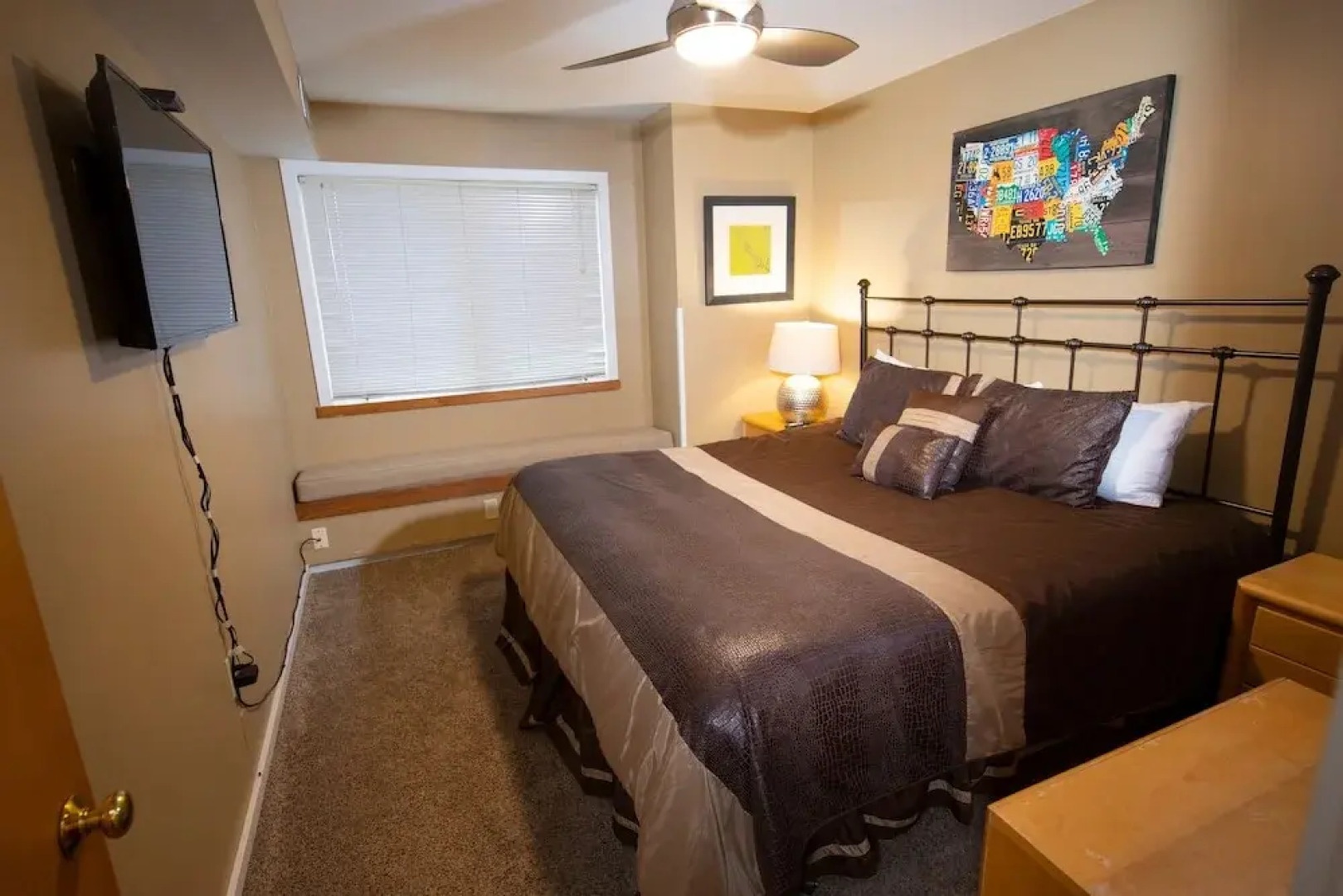 Mountain Lodge At Okemo-1br Newly Renovated 1 Bedroom Condo by RedAwning