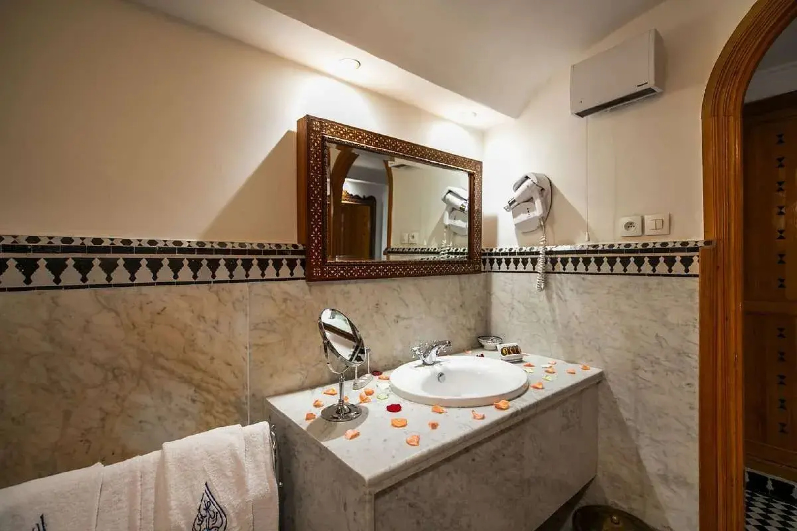 Riad Authentic Palace