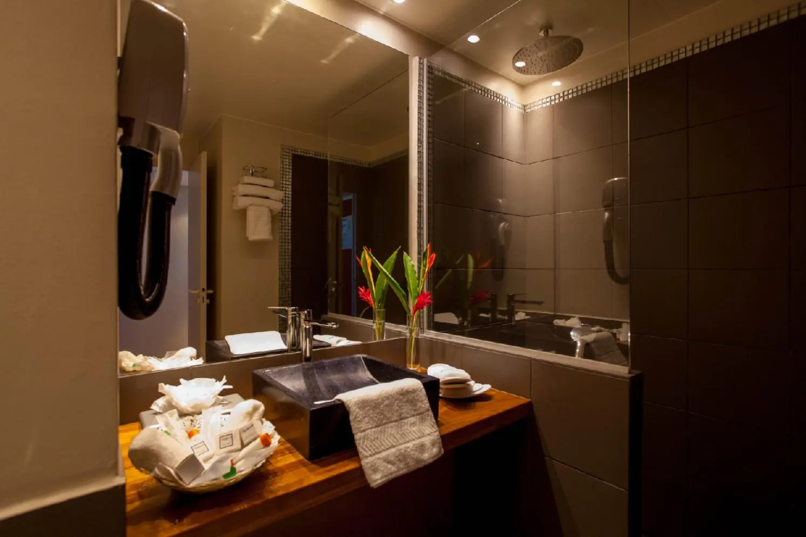 Zenitude Hotel Residences Le Salako