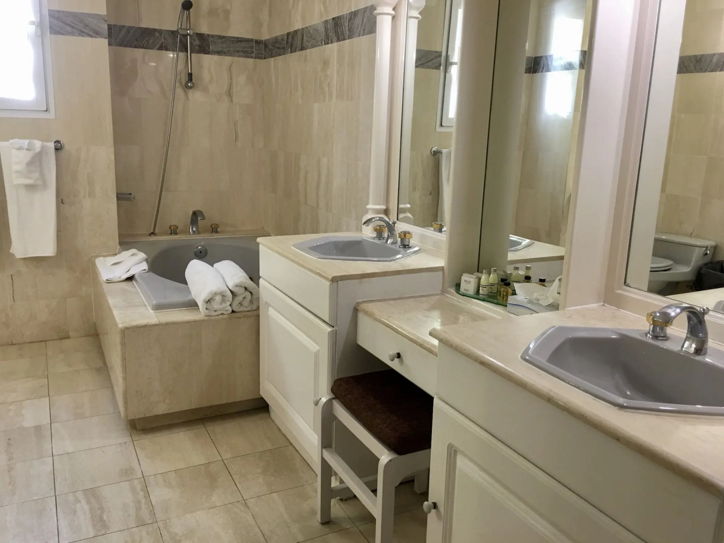 Sapphire Beach Club Resort