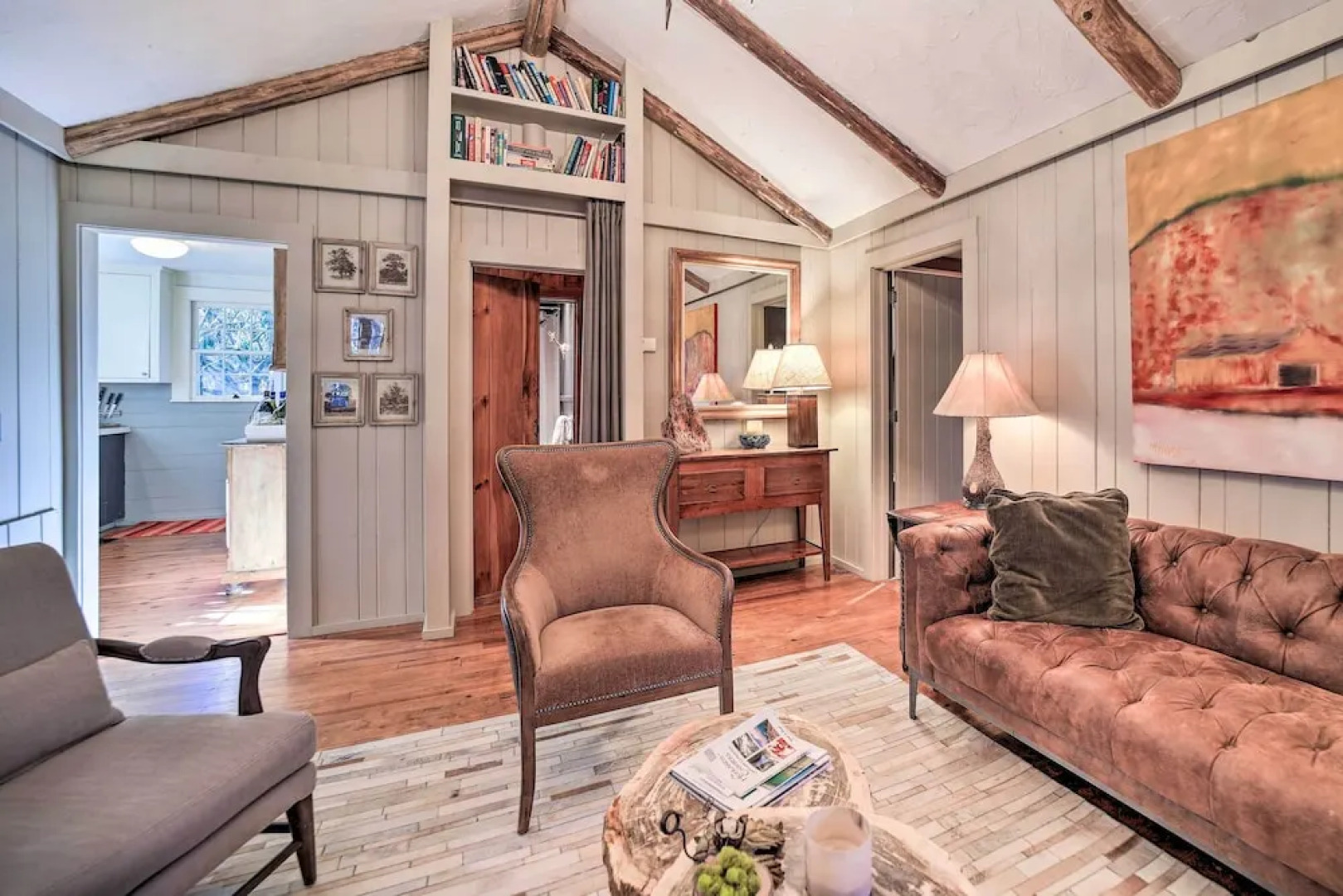 Mirror Lake Cabin ~ 1 Mi to Dtwn Highlands!