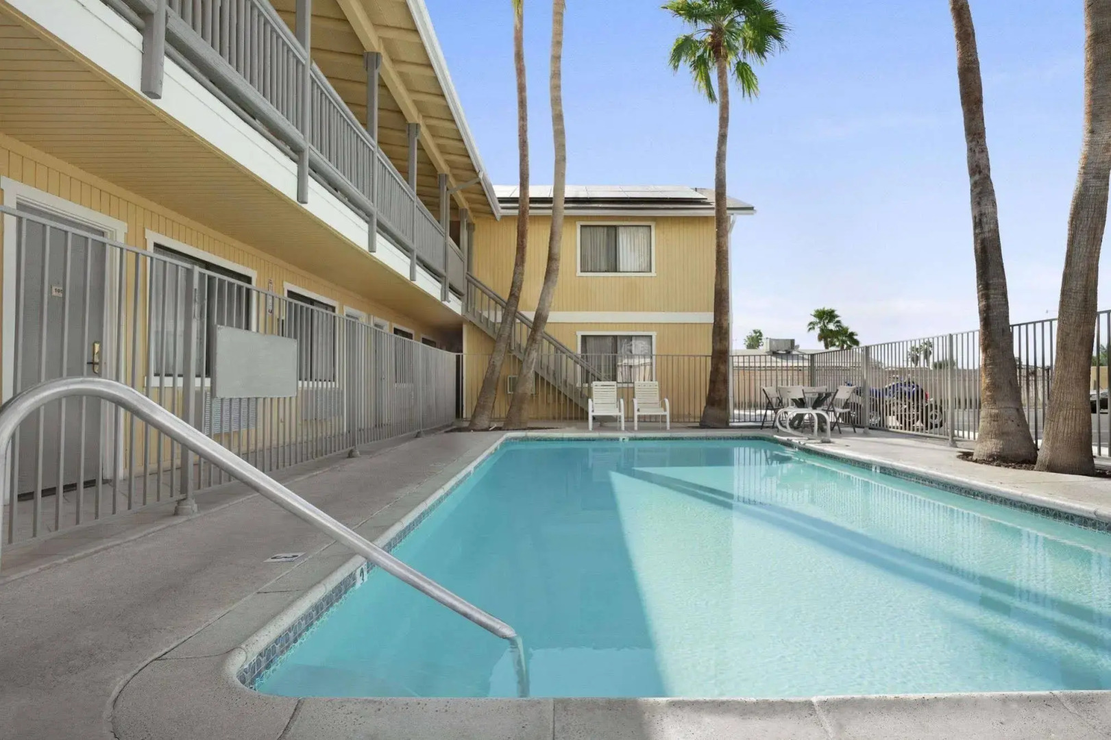 Super 8 by Wyndham El Centro