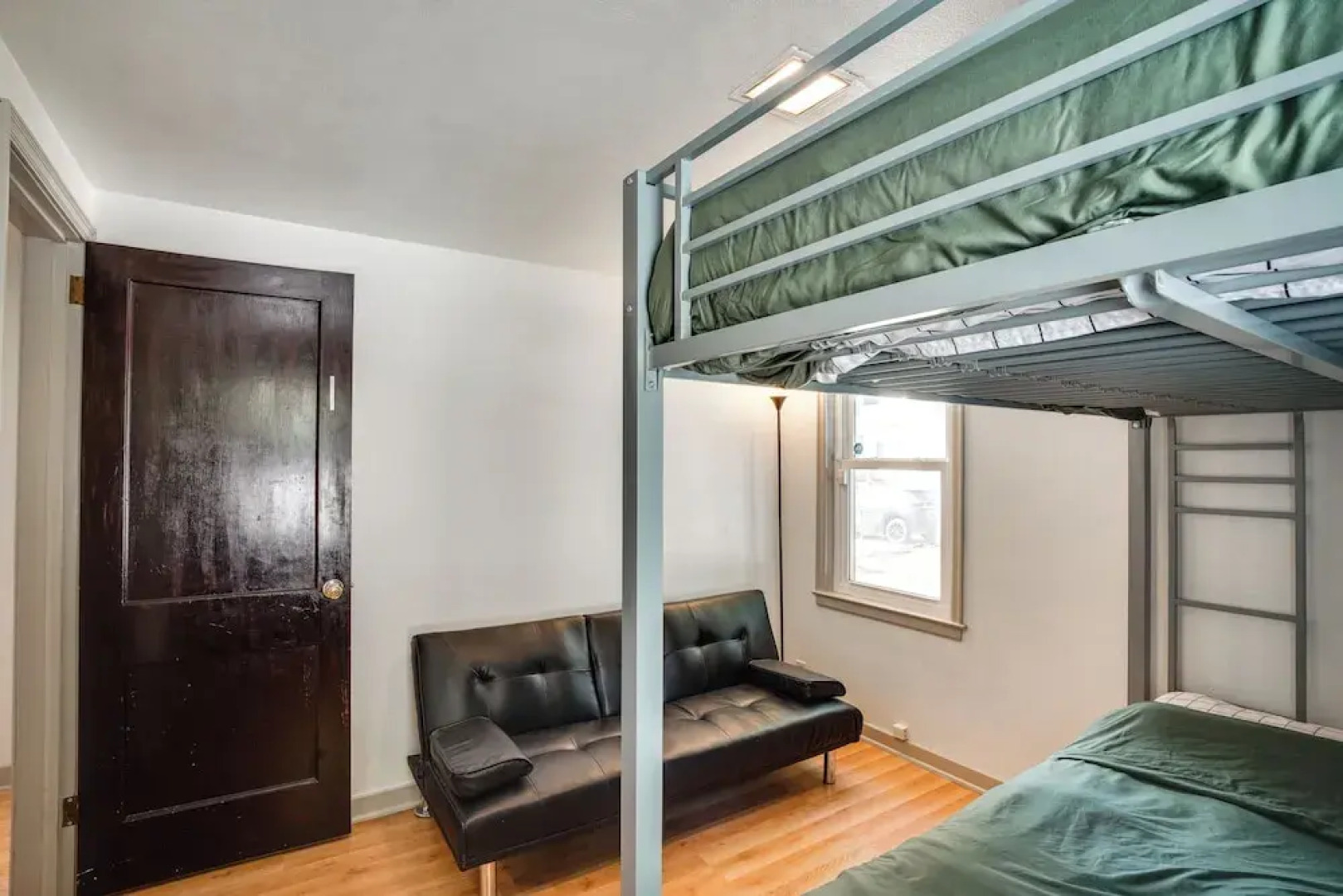 Walk to Main St Fond du Lac: Retreat w/ Yard