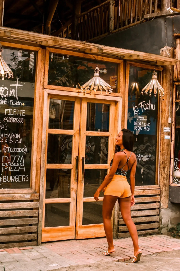 La Facha Hostel Restaurant Surf