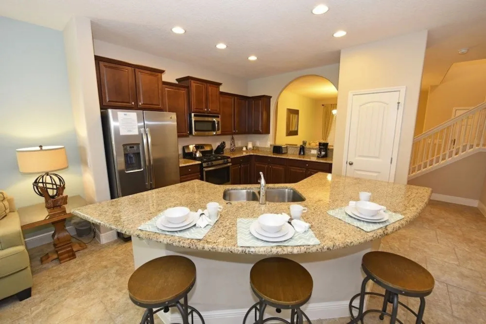 5336 Oakbourne Avenue,