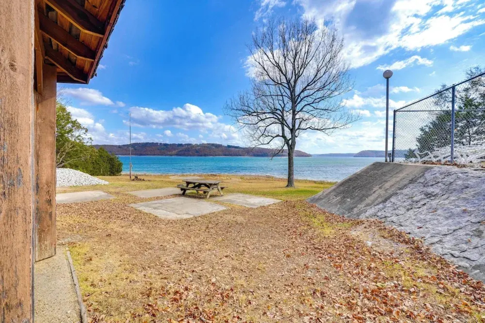 Grill & Rooftop Deck: Cozy Hideaway in Garfield