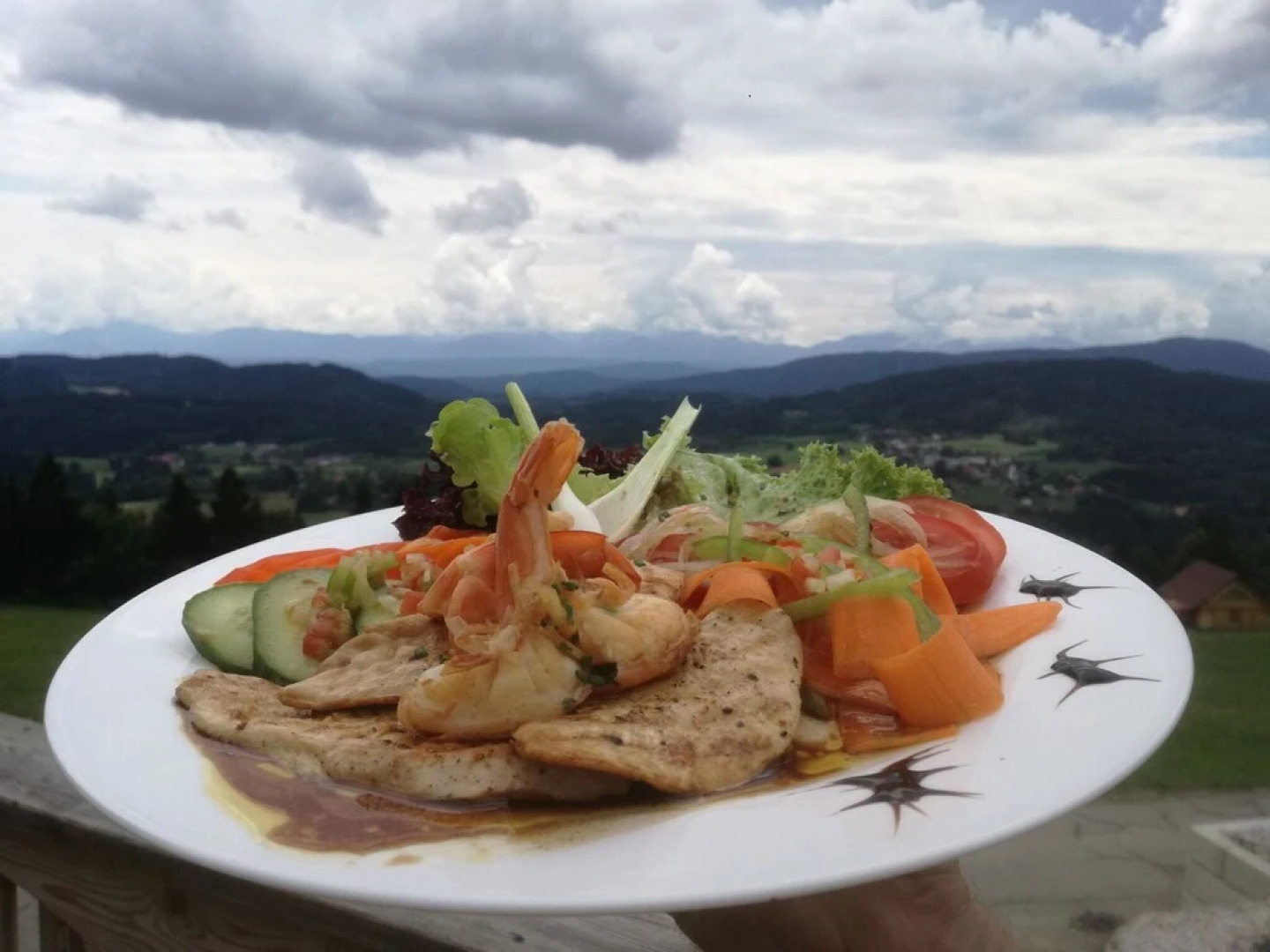 Gorgeous Apartment in St Urban am Urbansee With Balcony