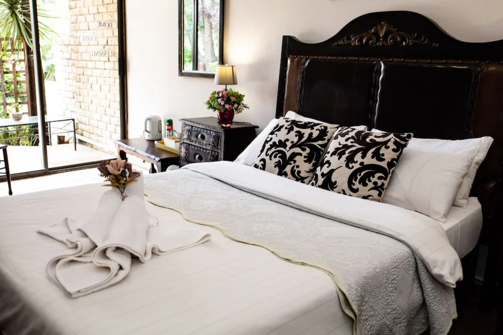 Woodpecker Guesthouse