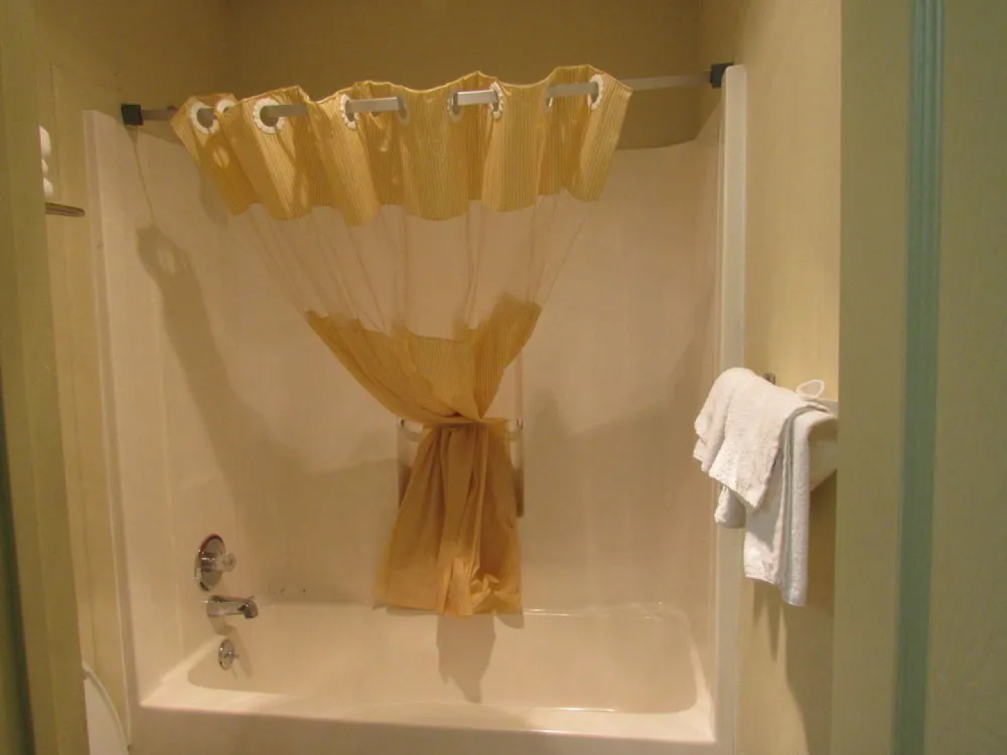 Howard Johnson Inn Ashburn